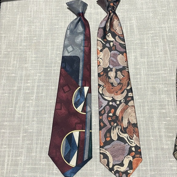 Lot of 7 Clip On Ties - Picture 2 of 7